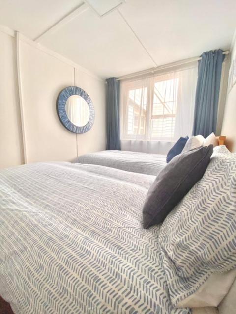 Dog Friendly Cottage 2 Mins To Beach With Hot Tub And Zappi Ev Lessingham エクステリア 写真