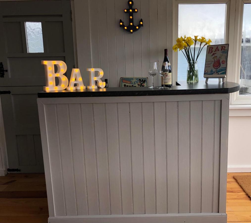 Dog Friendly Cottage 2 Mins To Beach With Hot Tub And Zappi Ev Lessingham エクステリア 写真