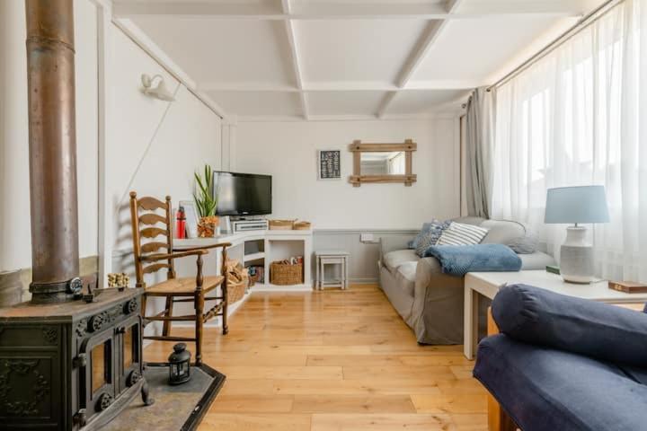 Dog Friendly Cottage 2 Mins To Beach With Hot Tub And Zappi Ev Lessingham エクステリア 写真